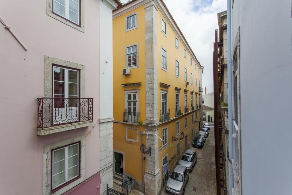 Remodeled Historic Apartment In Bairro Alto Lisboa Δωμάτιο φωτογραφία